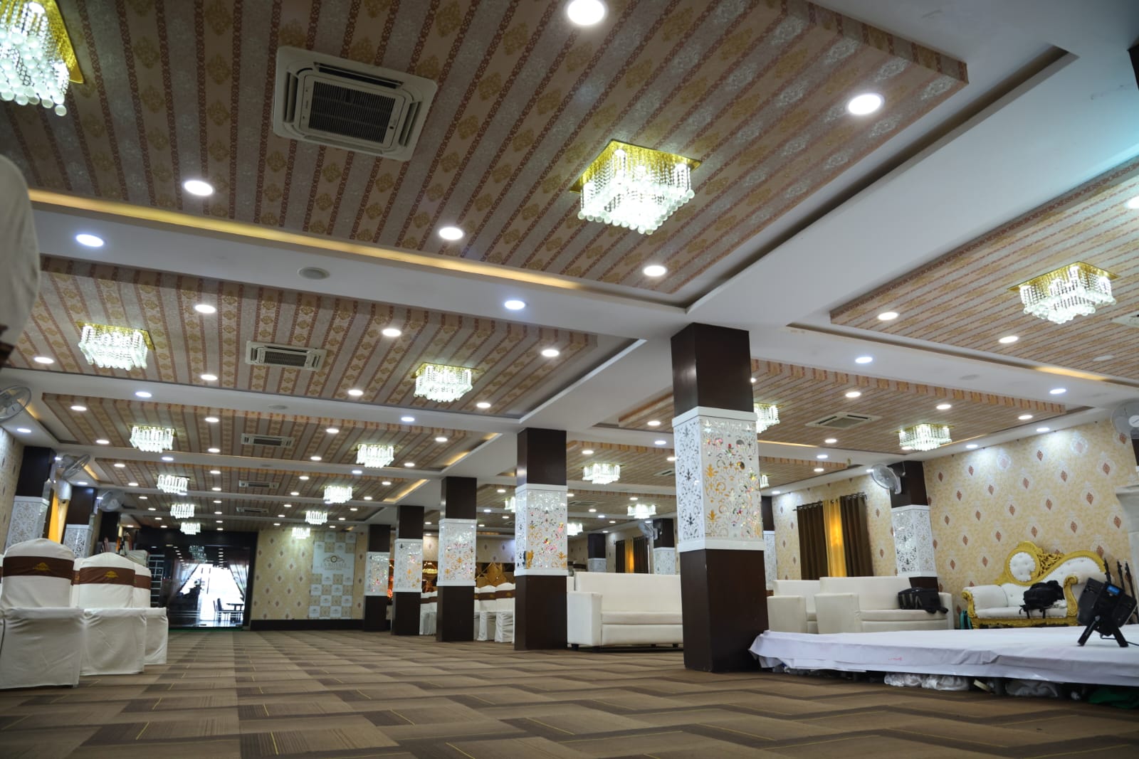 La Royale Banquet Hall, Hyderabad — photo 7