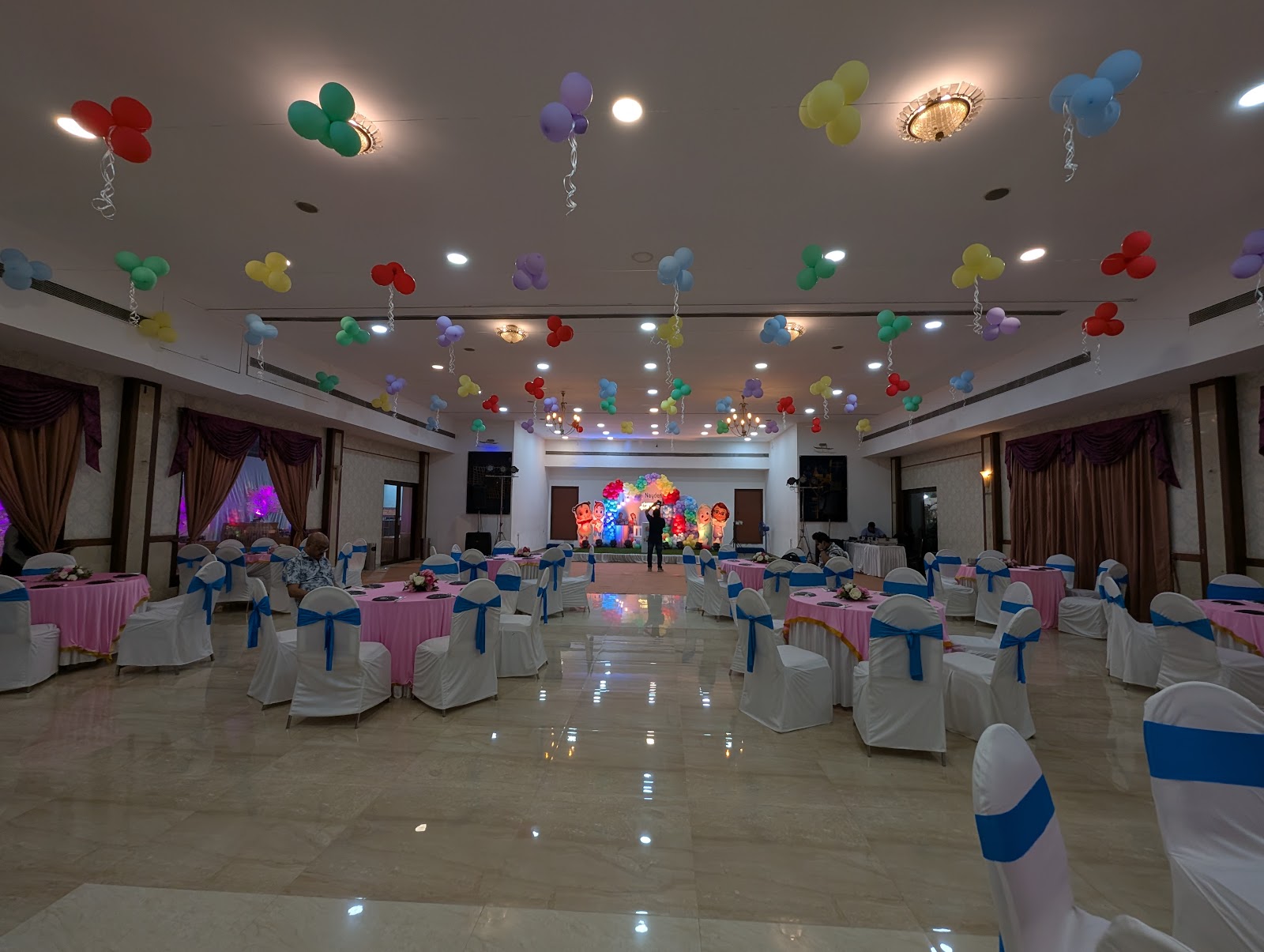 Megarugas banquets, Mumbai — photo 2