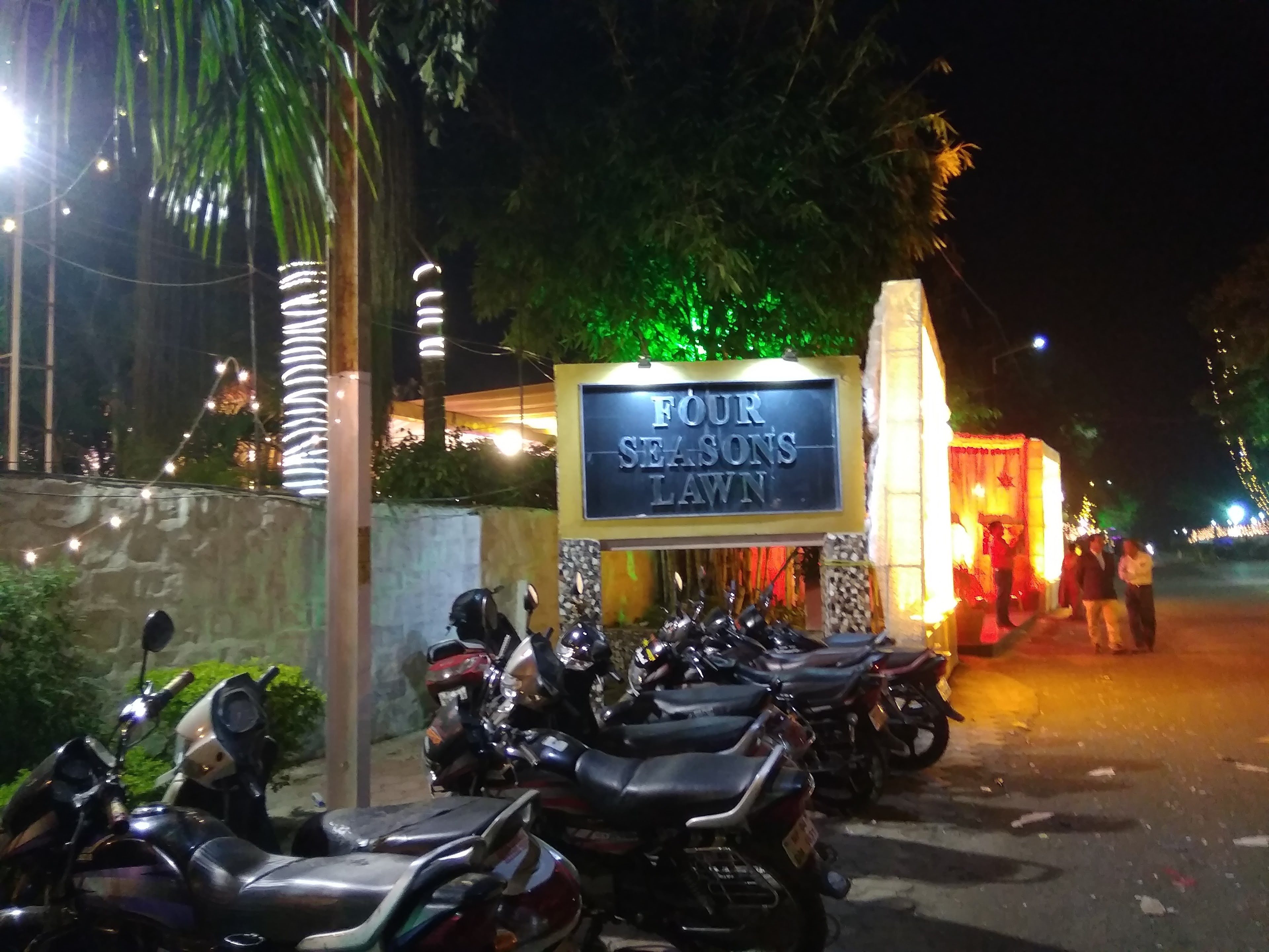 Four Seasons Lawn, Bhopal — photo 9