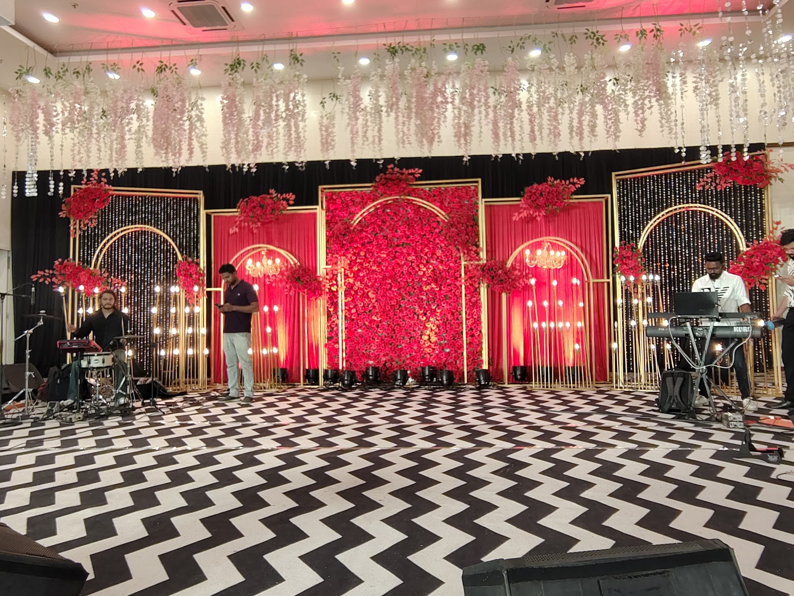 Earth Terrace Banquet, Mumbai — photo 2