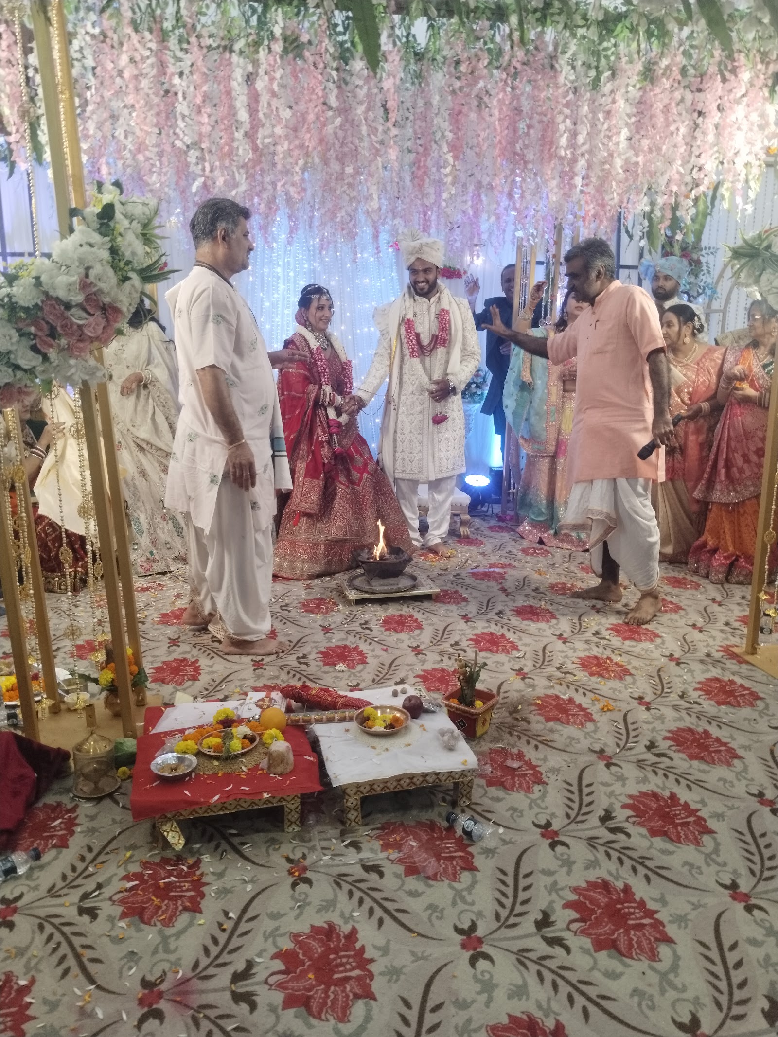 Earth Terrace Banquet, Mumbai — photo 6