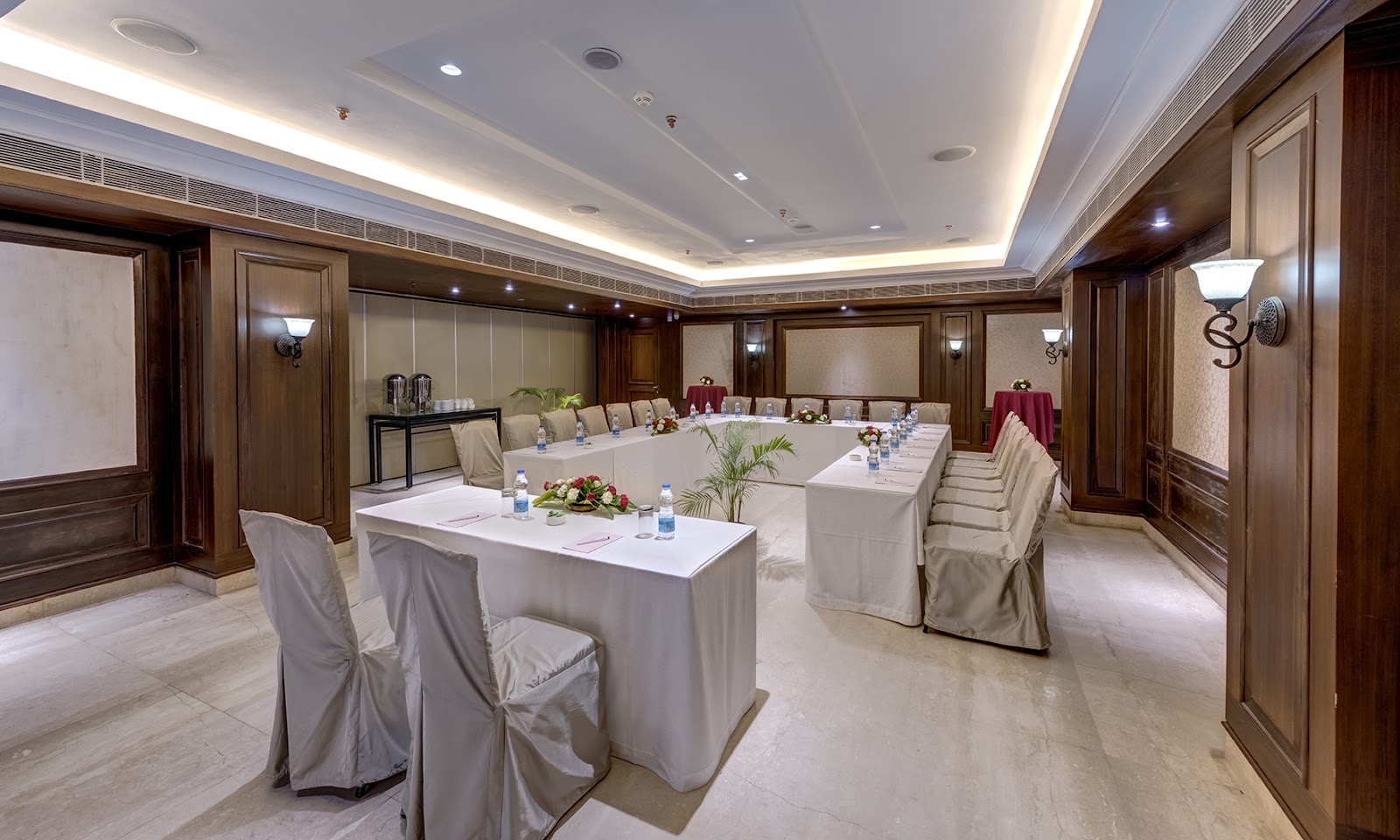 Coronation - The Astor Kolkata Banquets, Kolkata — photo 1
