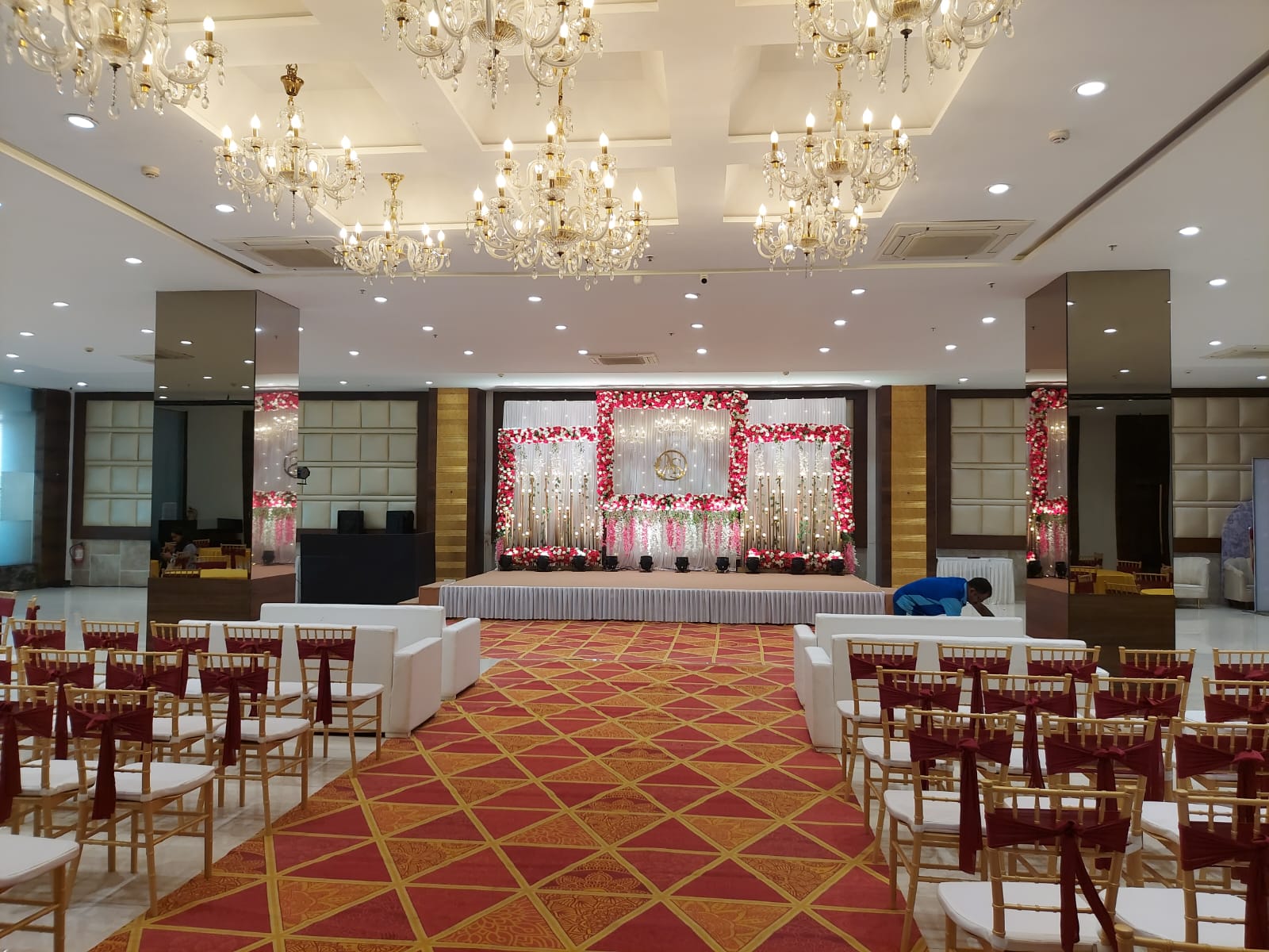 Emeralde Banquet, Navi Mumbai — photo 2