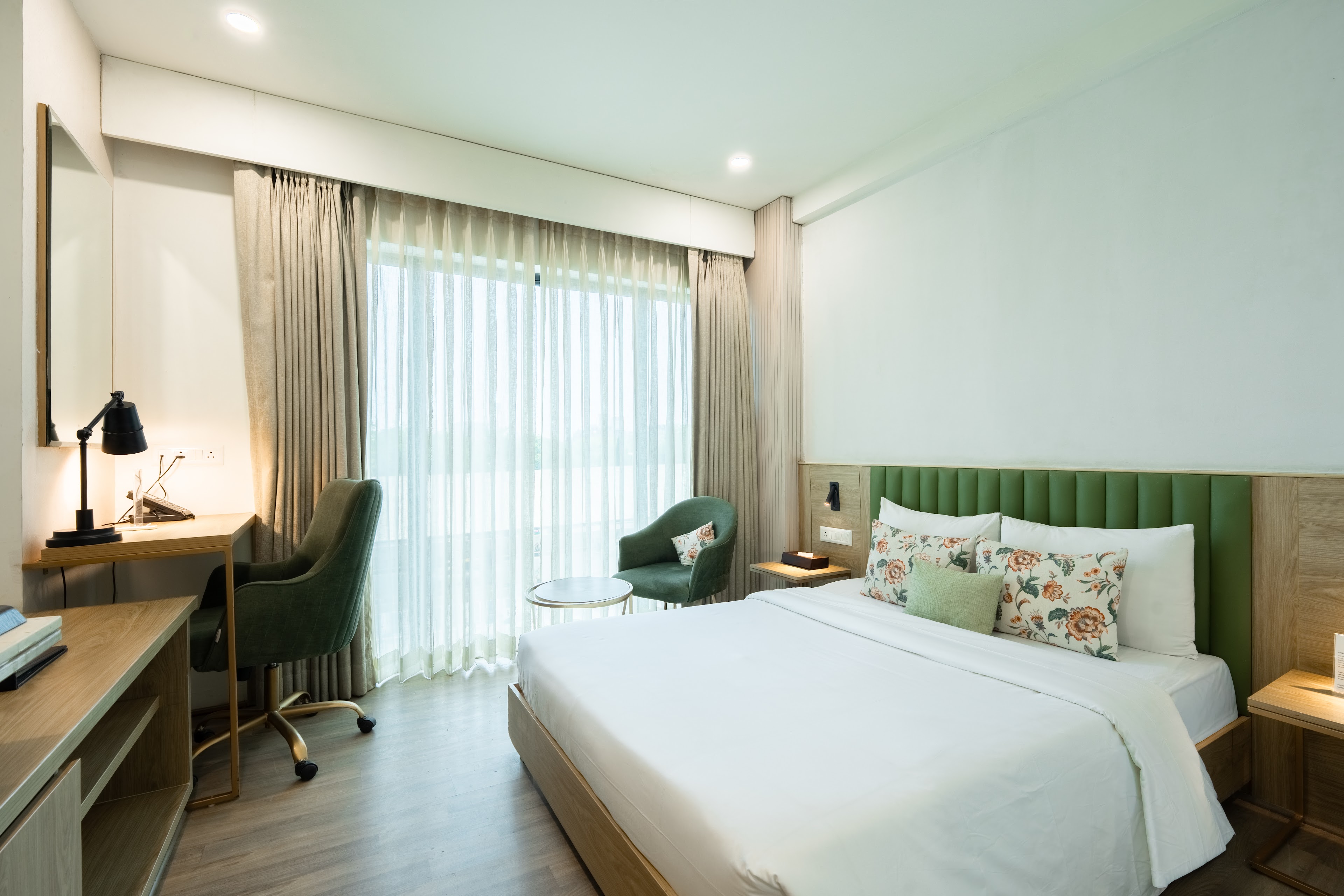 Limon Hotel And Banquet Hall, Near Sector 29, Gurgaon, Gurgaon — photo 2