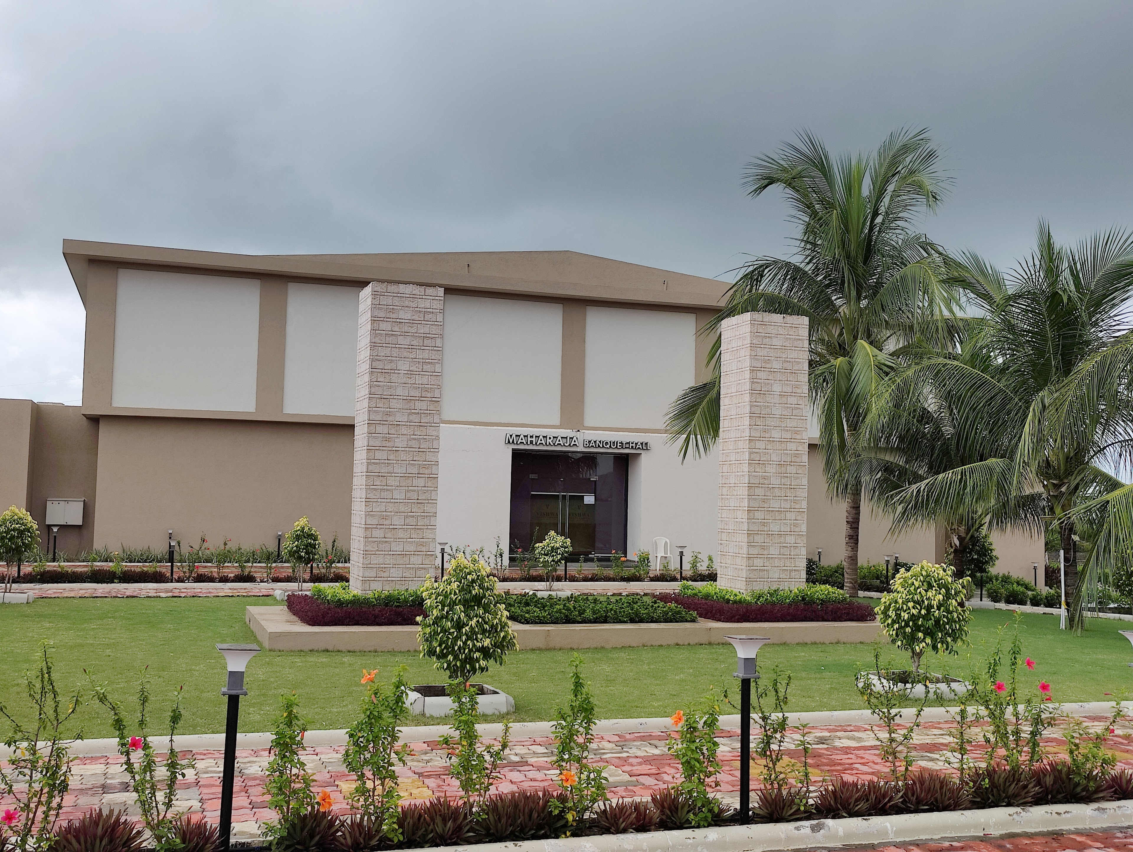Vishwa Party Lawns & Banquet Hall, Rajkot — photo 3