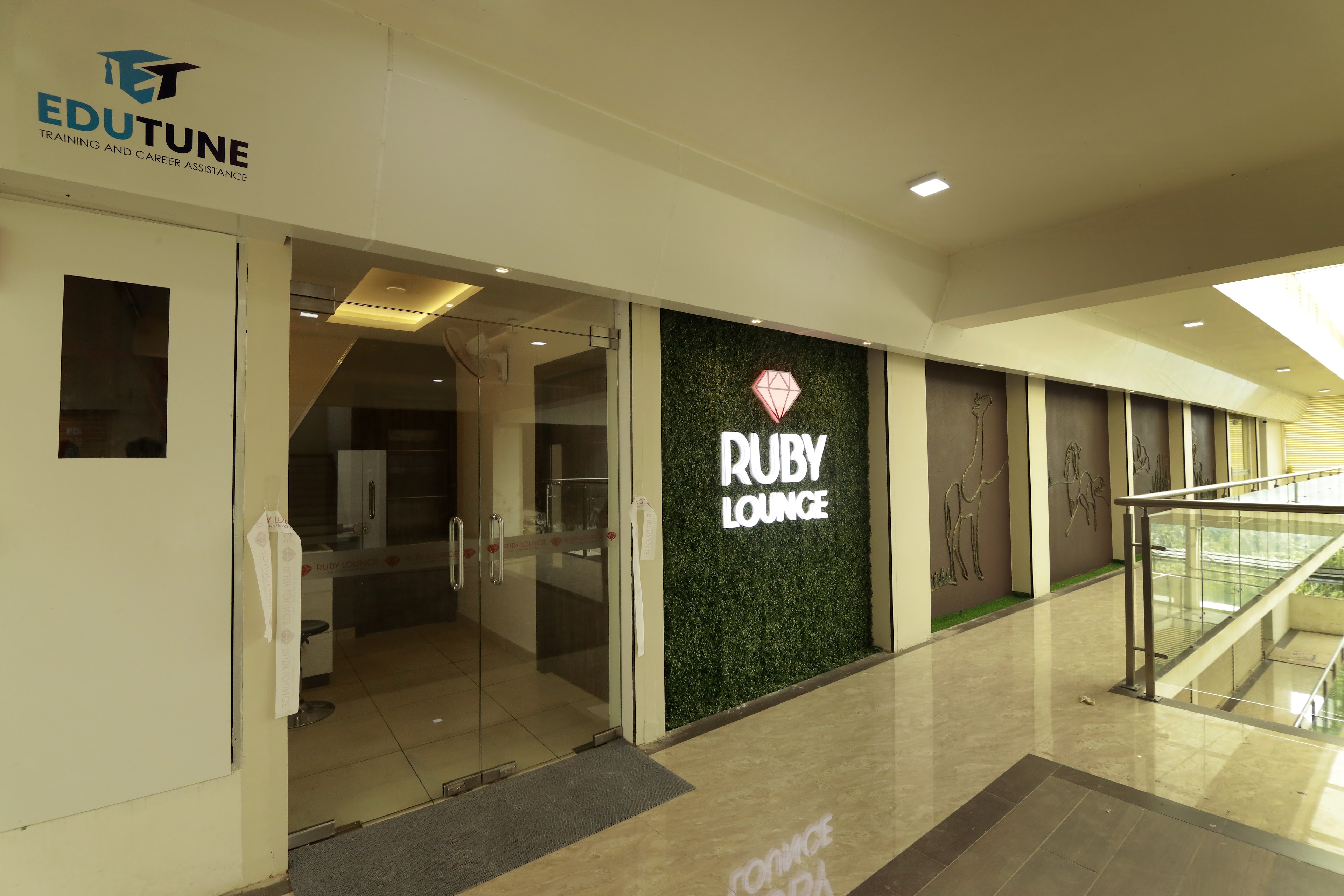 RUBY LOUNGE, Malappuram — photo 3