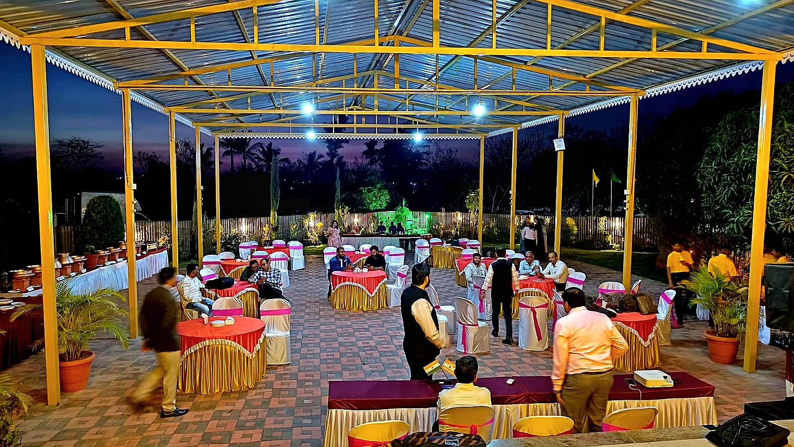 Nakshatra Lawns , Kolhapur, Kolhapur — photo 1