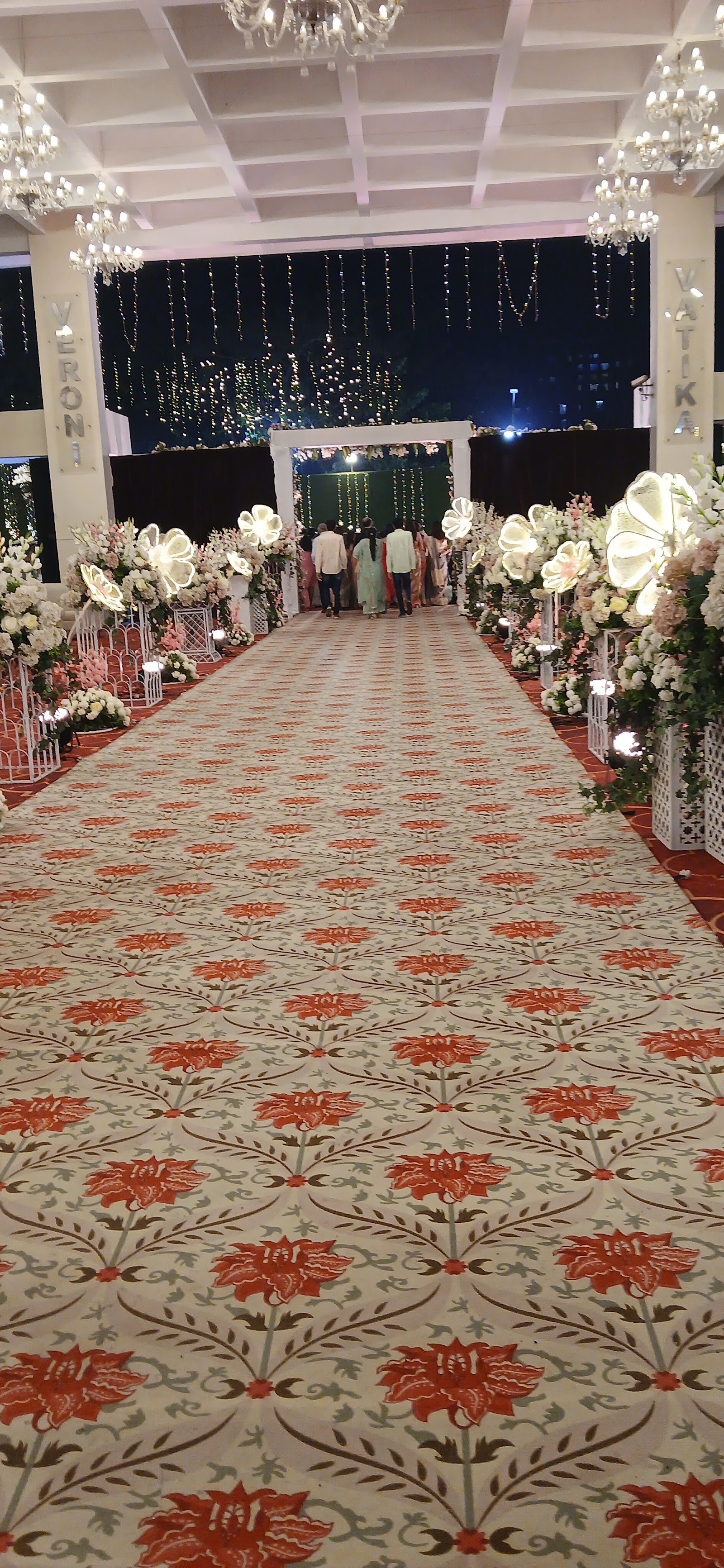 Lakshmi & Gokul — Mumbai 4
