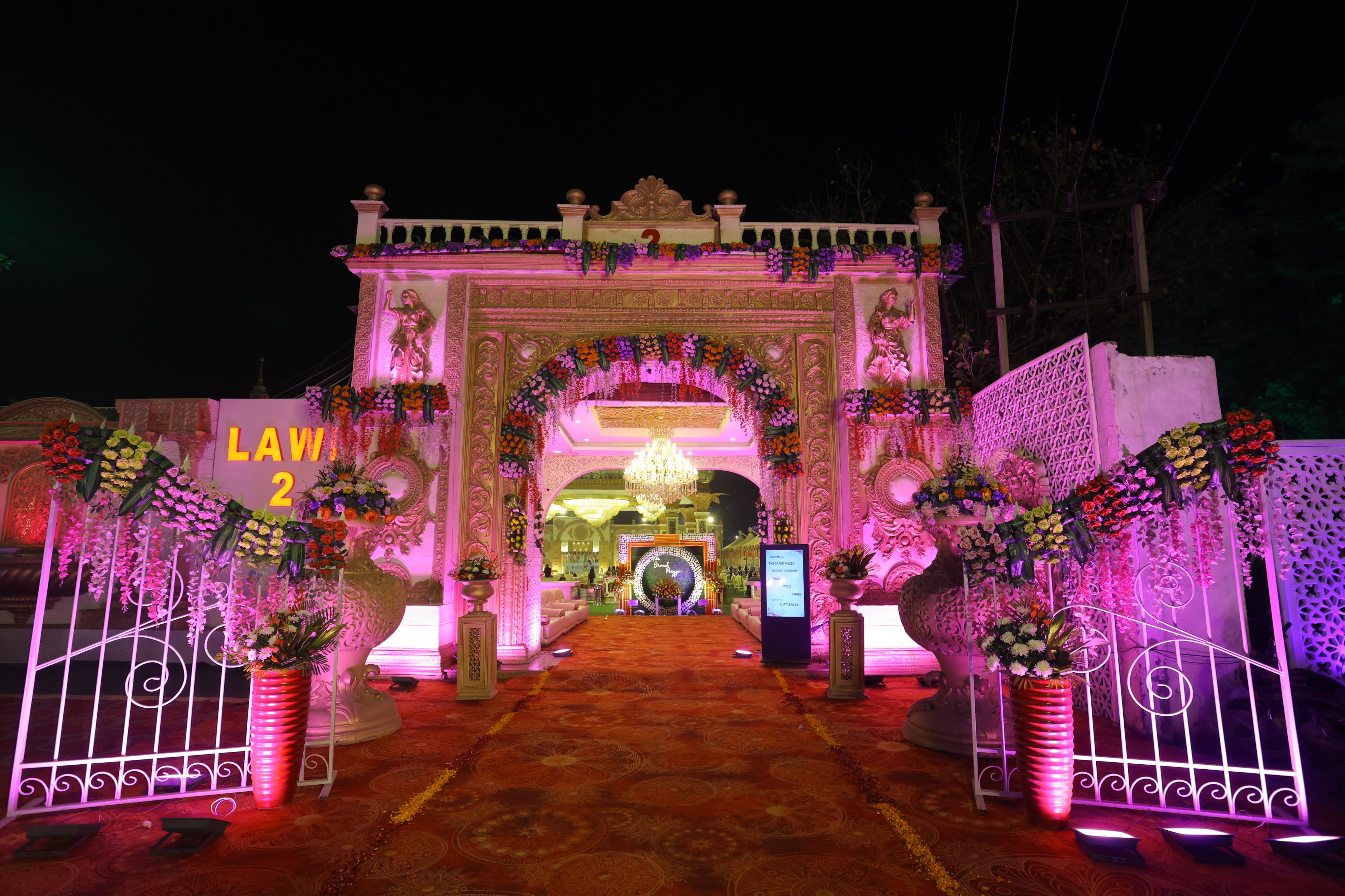 The Grand Piazza, Ghaziabad — photo 4