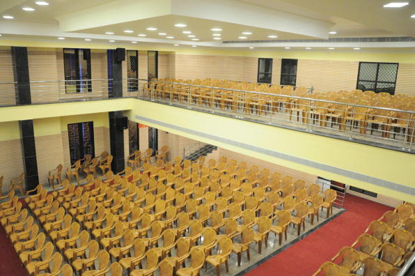 SAVITHIRI KALIYAPERUMAL MARRIAGE HALL AC KARAIKAL, Nagapattinam — photo 10