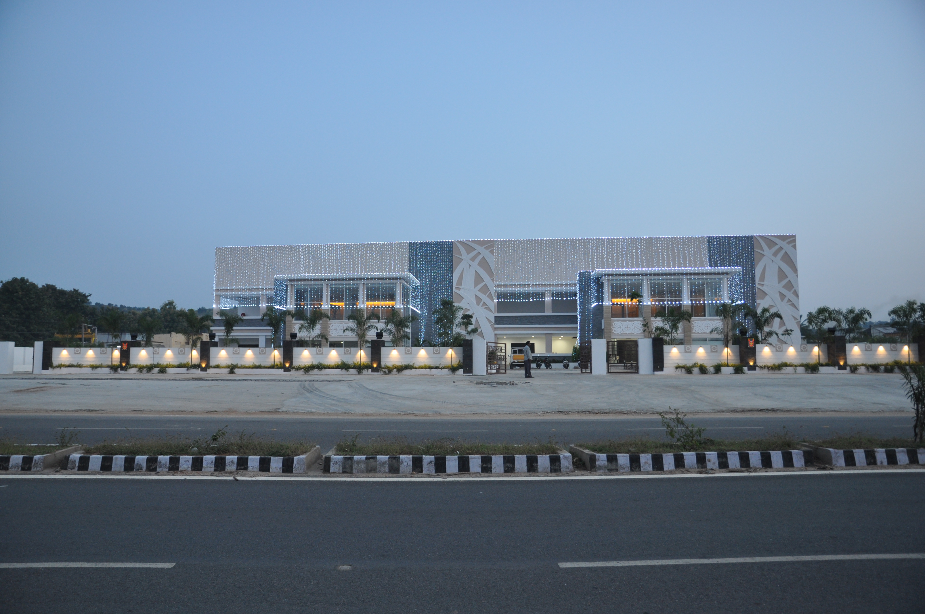 R.L.Naidu CONVENTION, Chittoor — photo 3