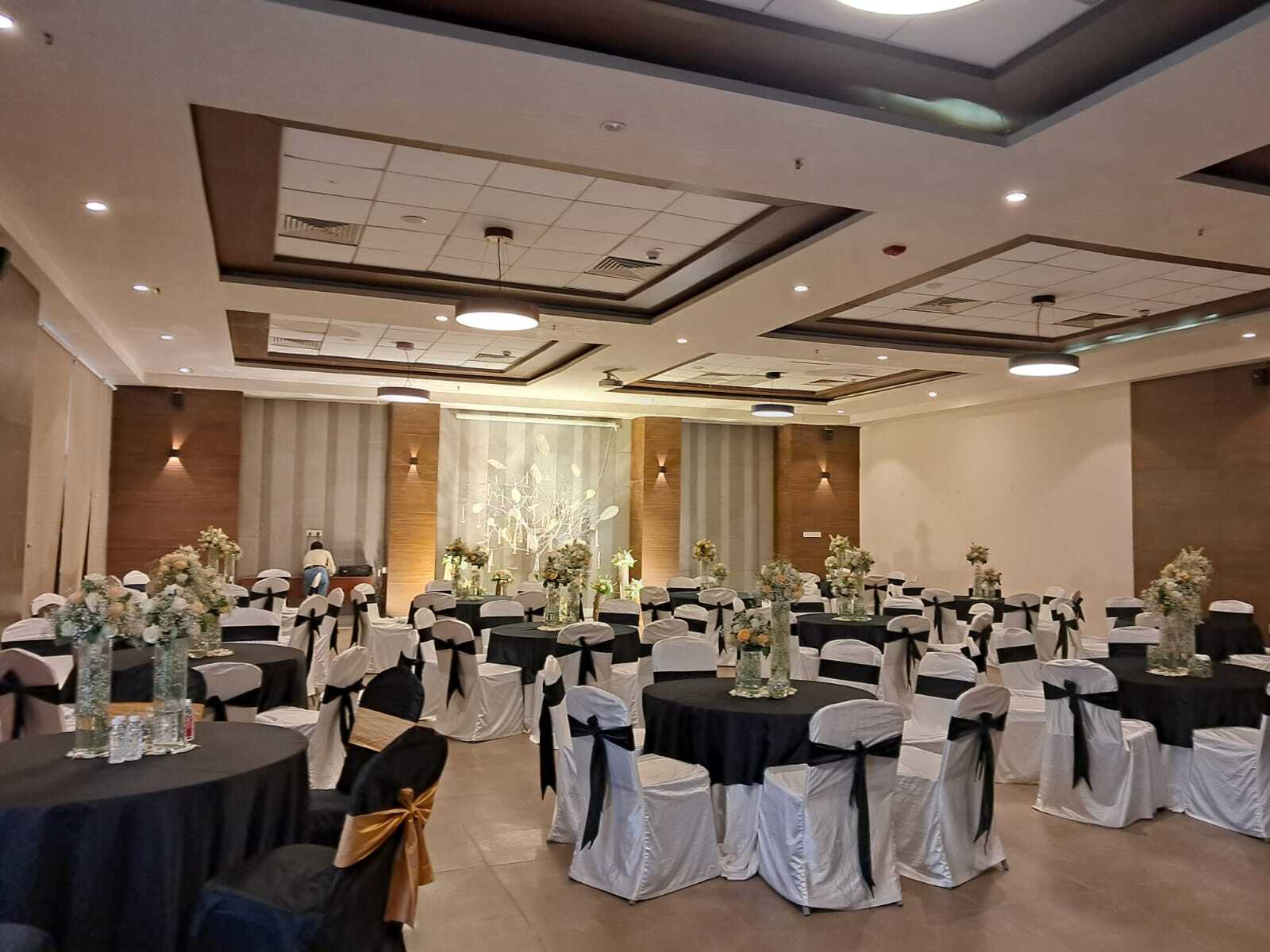 Windsor Ballroom - by Botanika, Hyderabad — photo 1