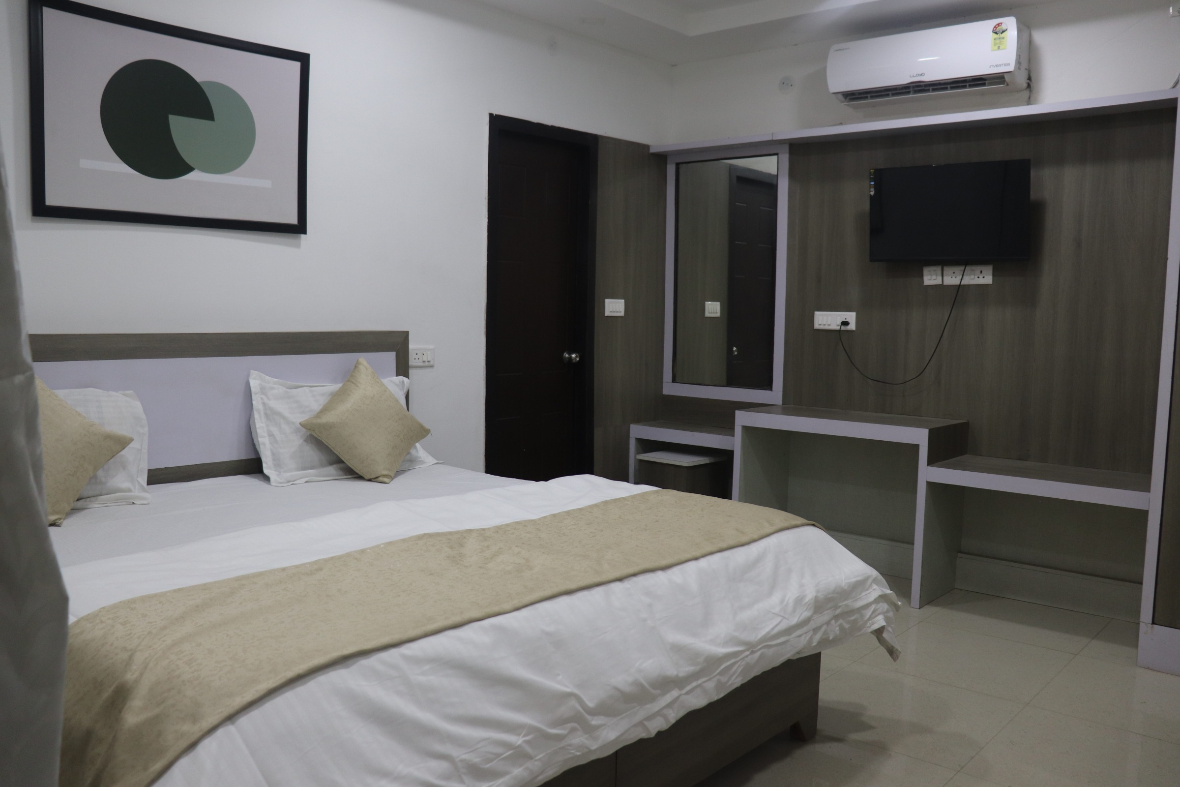 Hotel Bloom Residency and Banquet, Dehradun — photo 9