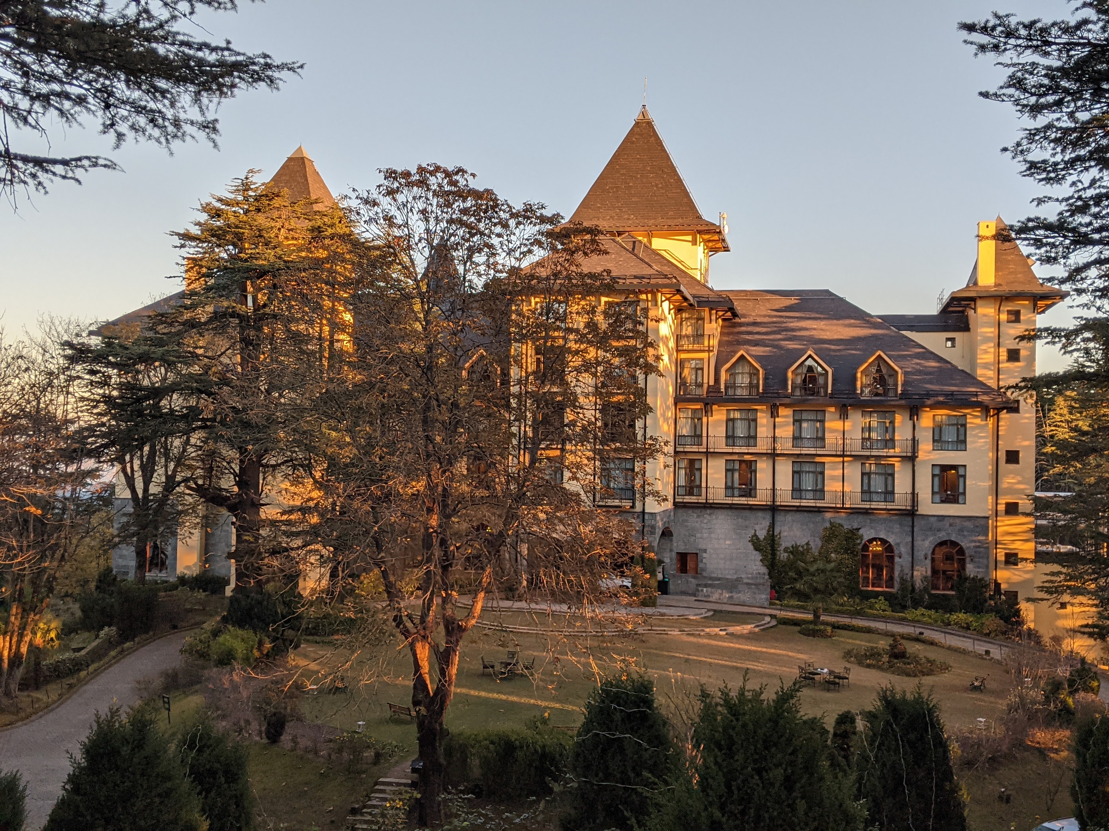 Wildflower Hall, An Oberoi Resort, Shimla, Shimla — photo 9