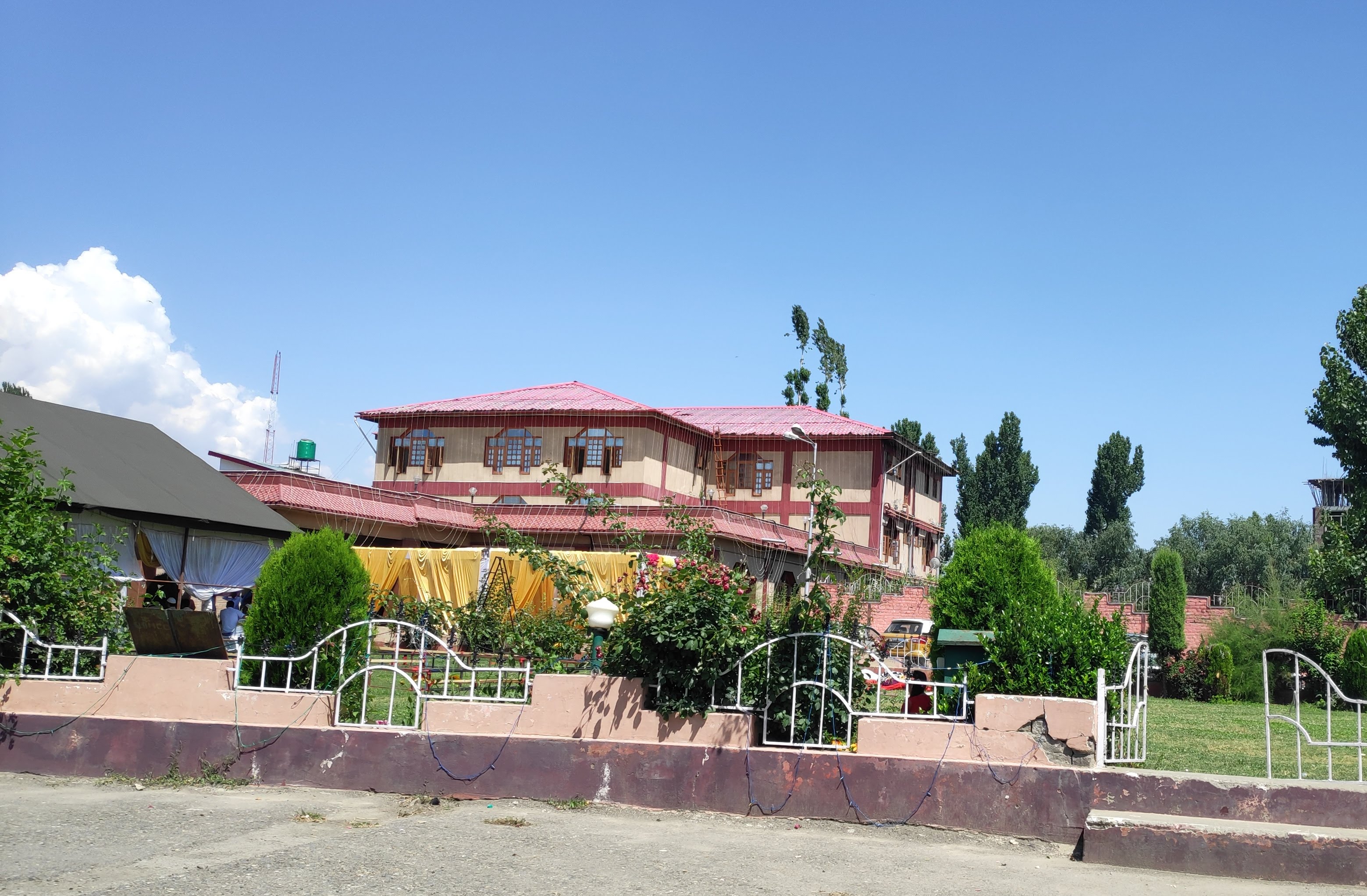 Allama Iqbal Marriage Hall, Srinagar — photo 5