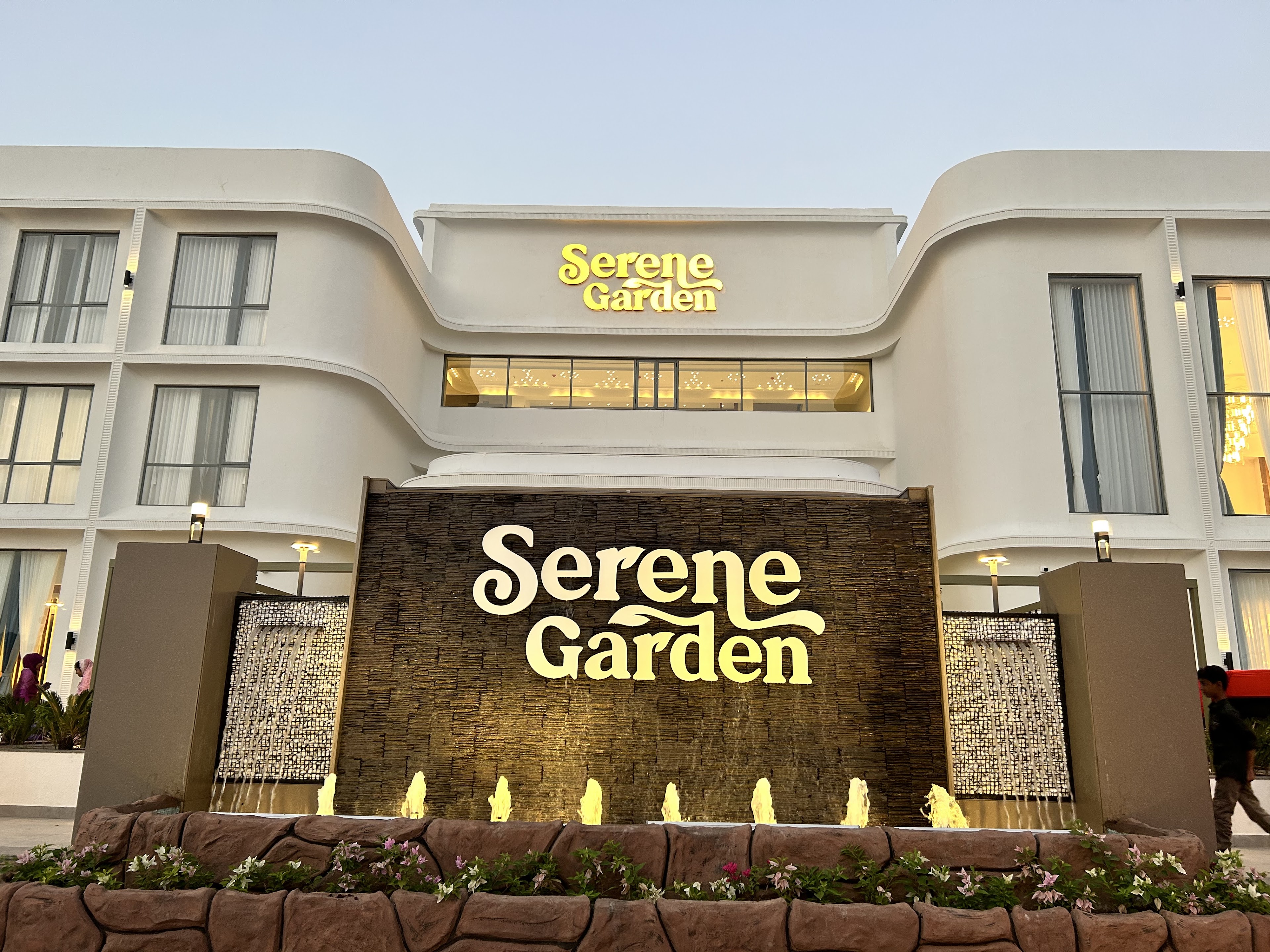 The Serene Garden Multicuisine Restaurant and Banquet - Gandhinagar, Gandhinagar — photo 4