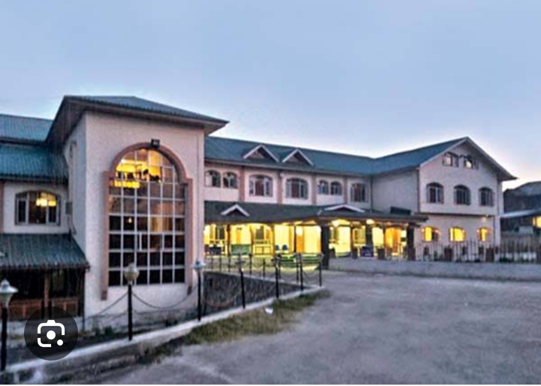 Samanbal Marriage Hall, Srinagar — photo 1
