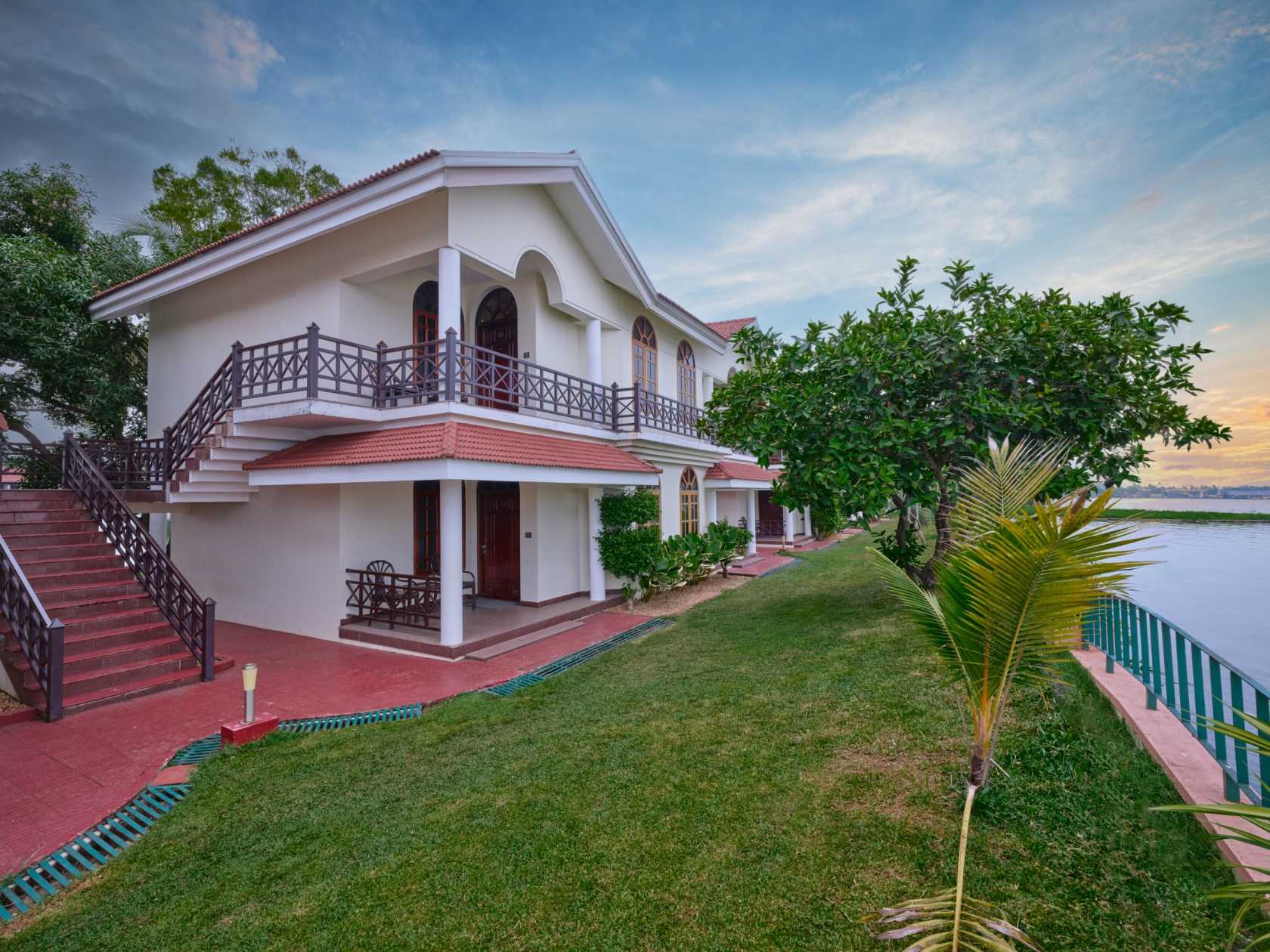 Sterling Lake Palace Alleppey, Alappuzha — photo 1