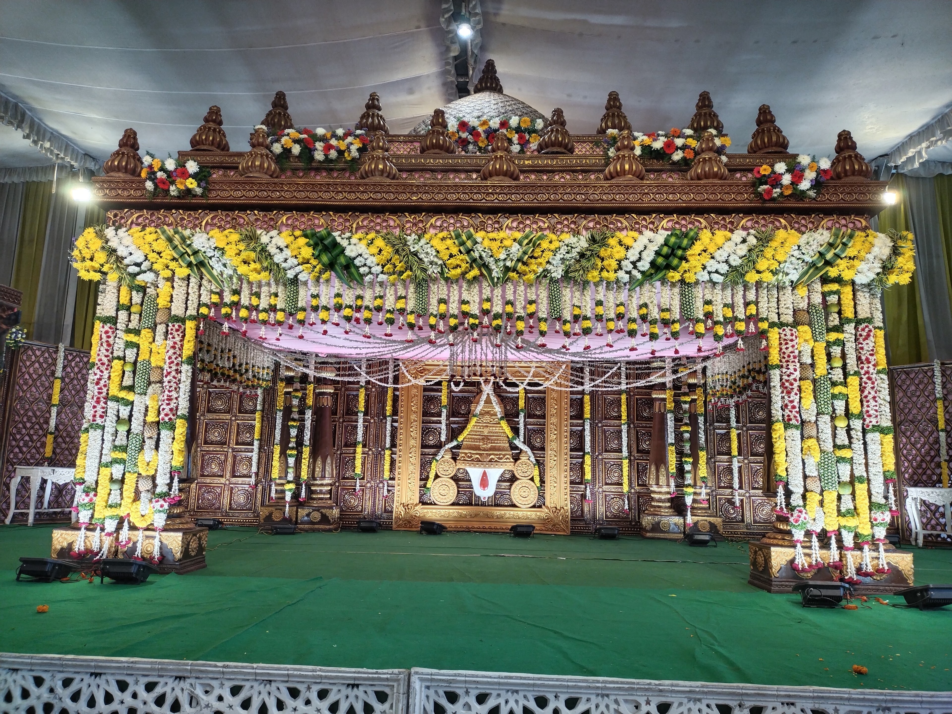 White House Convention, Mahbubnagar — photo 2